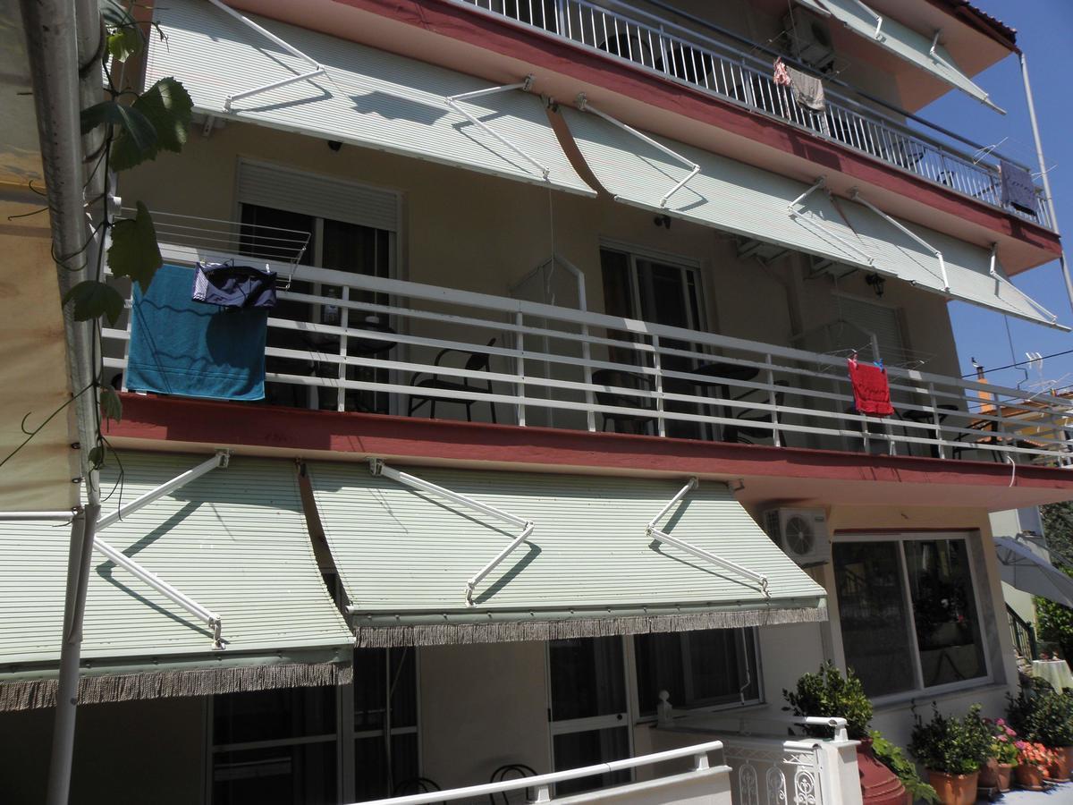 Agyra Villa 利迈纳里亚 外观 照片